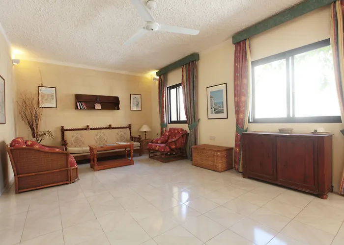 Satori Gozo Centre - Bufo 沙拉