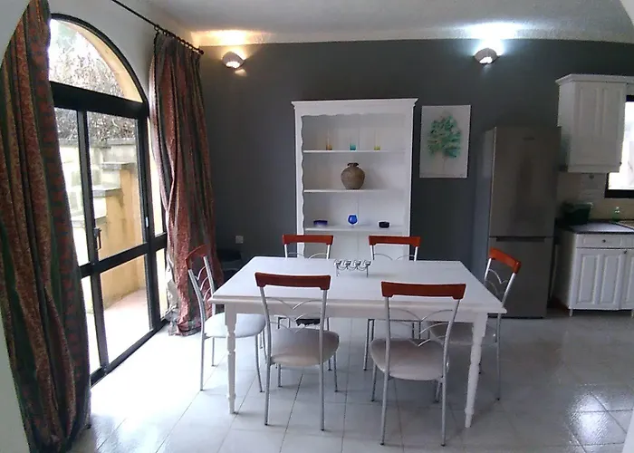 Satori Gozo Centre - Bufo 沙拉